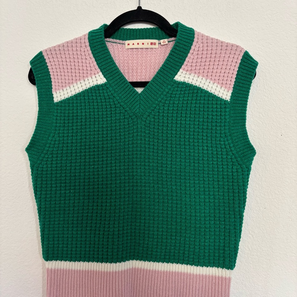 Marni Uniqlo V-Neck Sweater Vest Green Pink - Picture 2 of 6